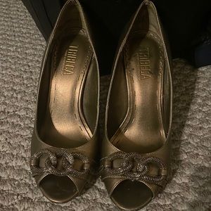 Tribeca by Kenneth Cole heels